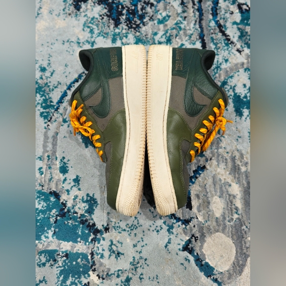 *SOLD* 2020 Nike Air Force 1 Low GORETEX GTX Medium Olive СТ2858-200 US9.5 - Picture 1 of 7